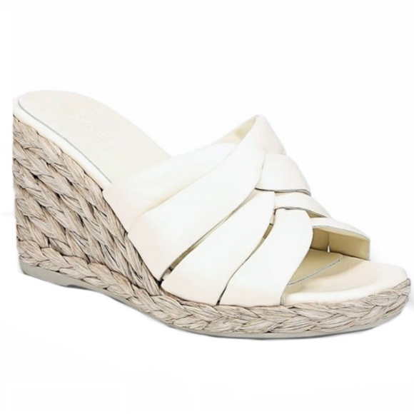 NEW VINCE IVORY LEATHER WEDGE SANDALS - Picture 1 of 12